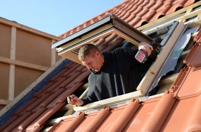 Pose de fenêtres de toit Velux à Sergines